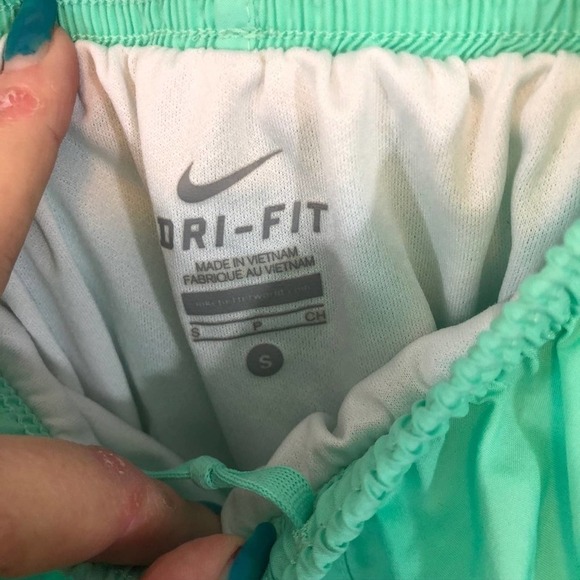 Nike Dri-Fit Running Shorts Sz S - Picture 3 of 4